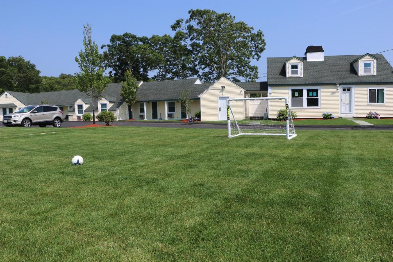 Sunbird Cape Cod Resort West Yarmouth Bagian luar foto
